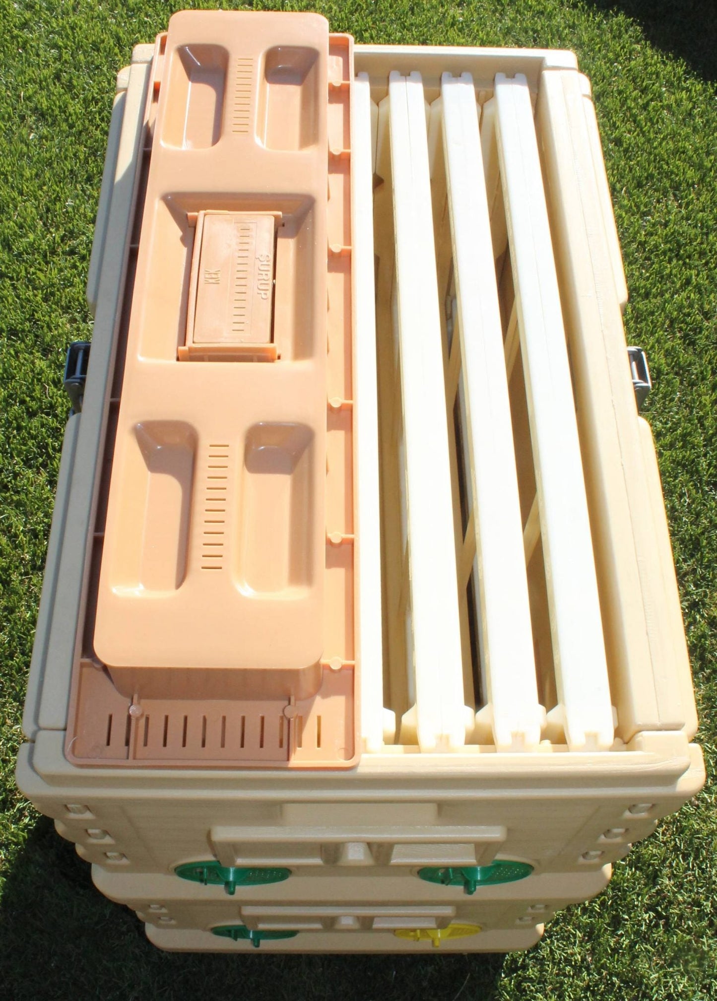 7 Frame NUC Insulated Bee Hive Set
