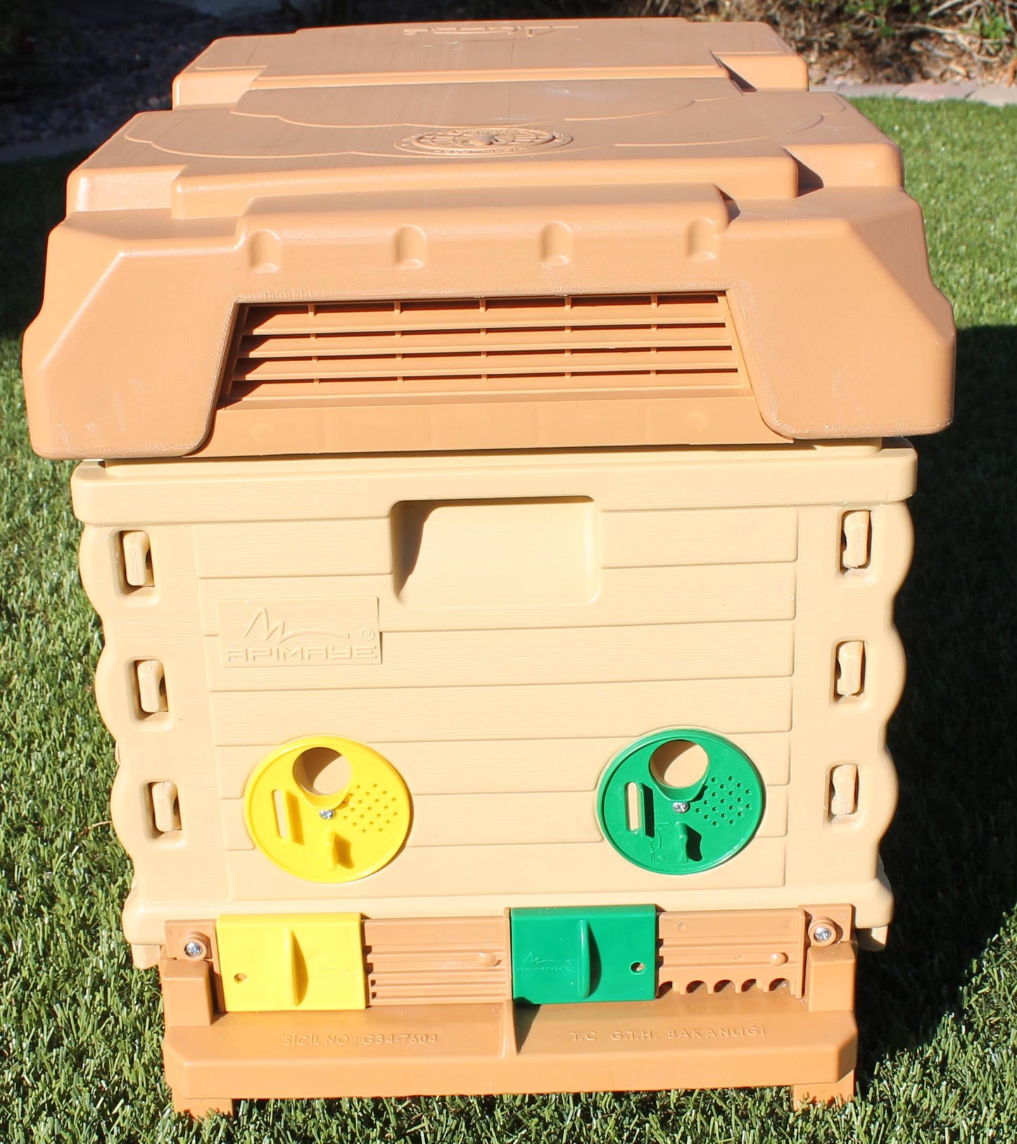 7 Frame NUC Insulated Bee Hive Set